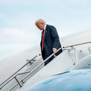 Trump Fires Official Over Jobs Report, Echoing an Authoritarian Playbook
